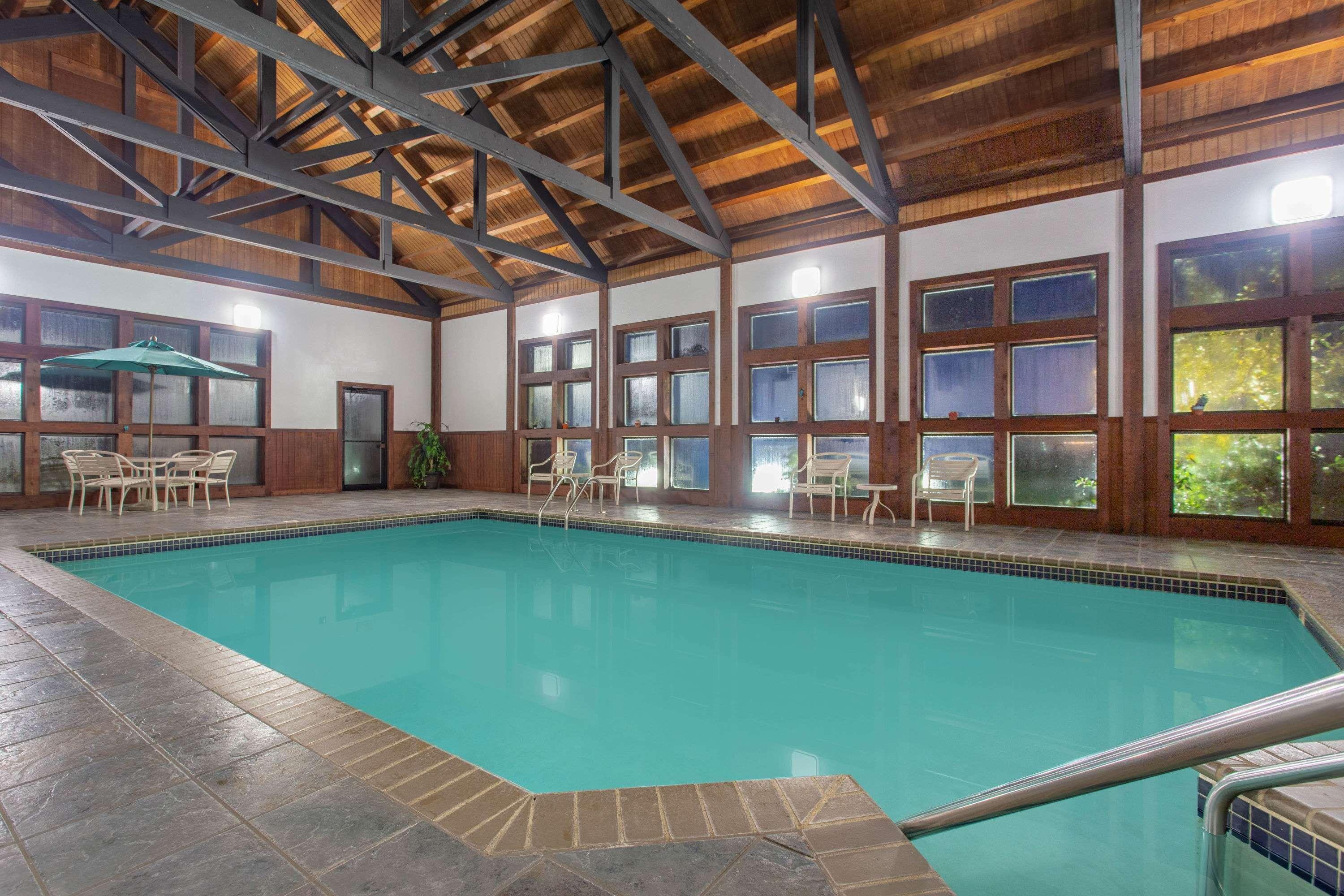 Americinn By Wyndham Black River Falls I-94 On Atv Trail Exterior photo
